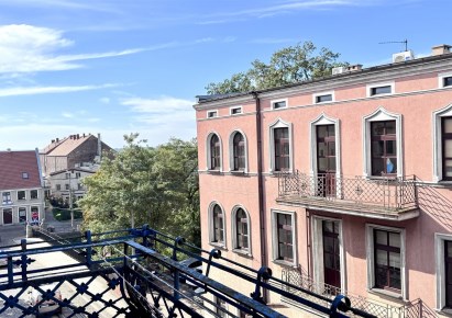 mieszkanie na sprzedaż - 